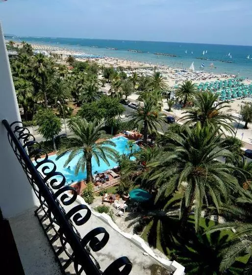 اتاق استاندارد, Grand Hotel Excelsior
