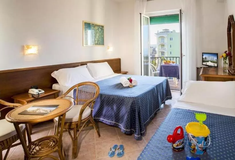 اتاق استاندارد سه نفره, Grand Hotel Excelsior