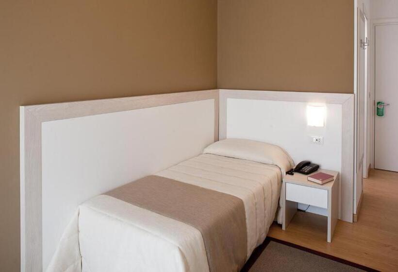 اتاق استاندارد یک نفره, Canarie