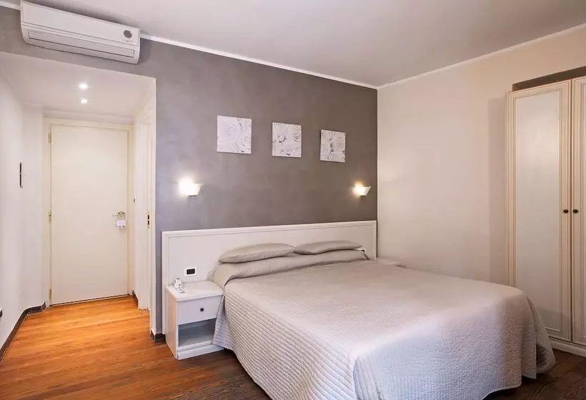 Standard-huone, Cortese