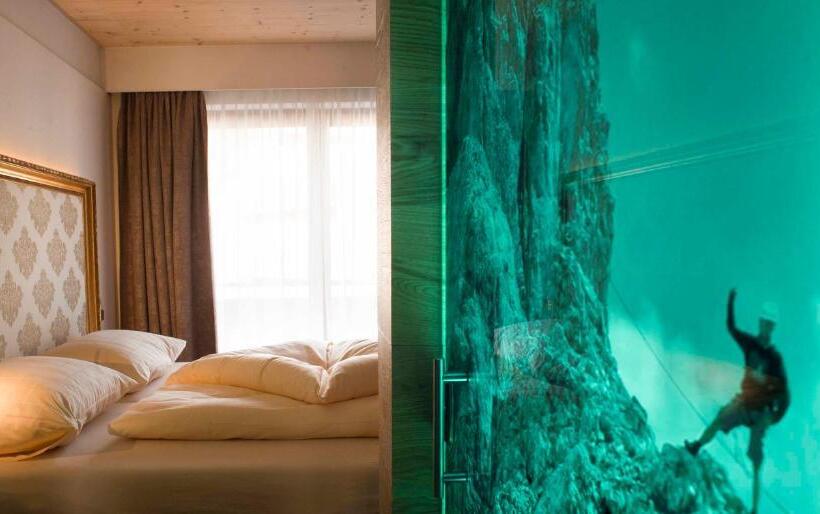 חדר סטנדרט יחיד עם מרפסת, Lifestyle Hotel Eder