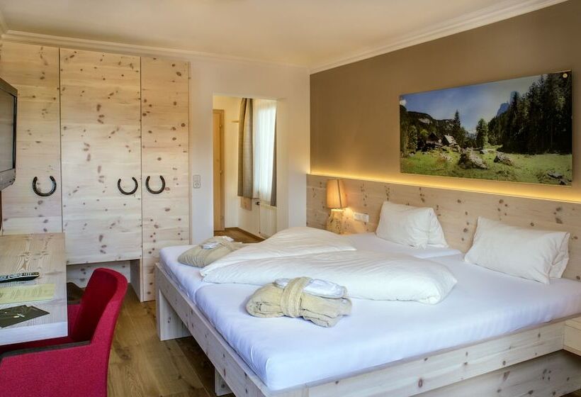 חדר סטנדרט יחיד עם מרפסת, Lifestyle Hotel Eder