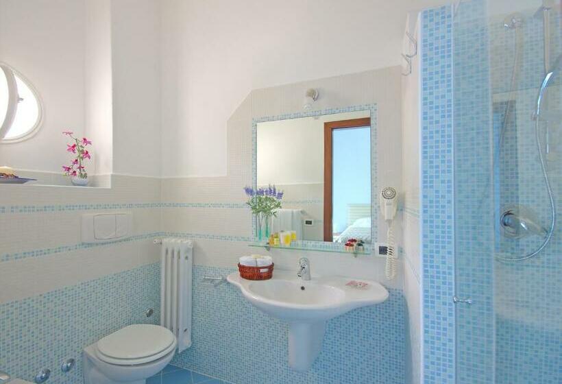 Номер Стандарт с Балконом, Iris