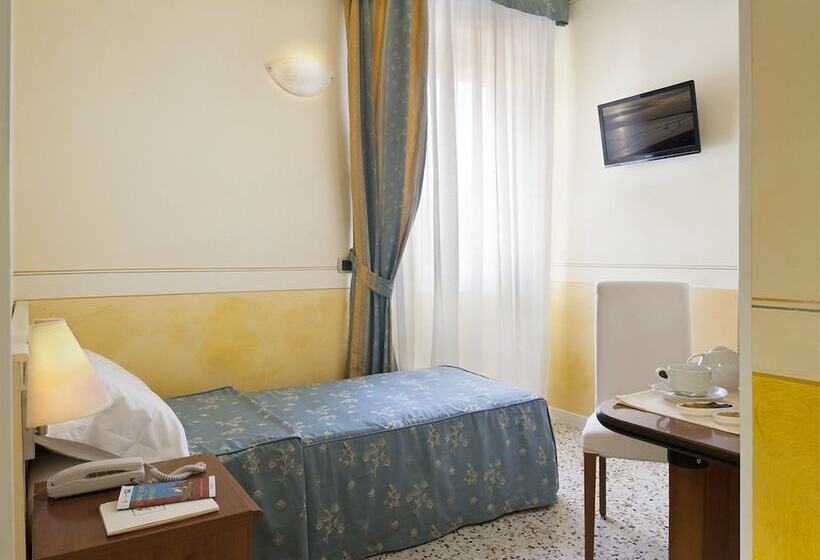 חדר סטנדרט יחיד, Karinzia