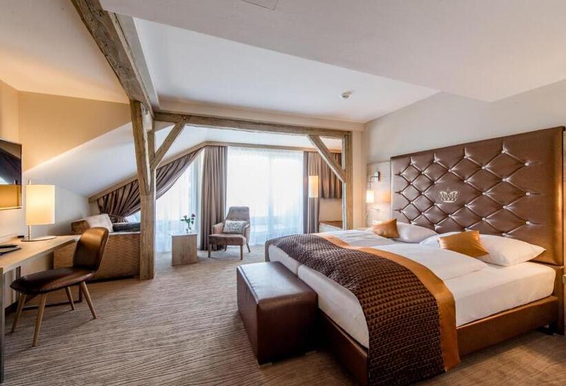 اتاق خانوادگی, Krone