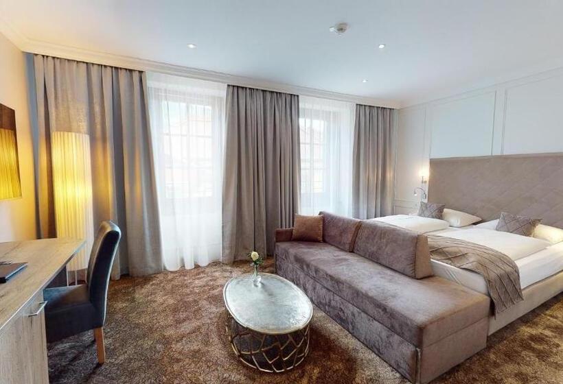 اتاق پرمیوم, Krone