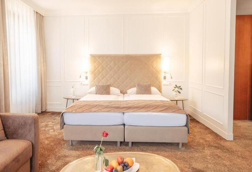 اتاق پرمیوم, Krone