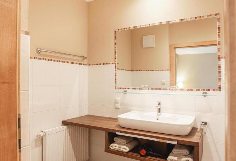 اتاق استاندارد, Krone