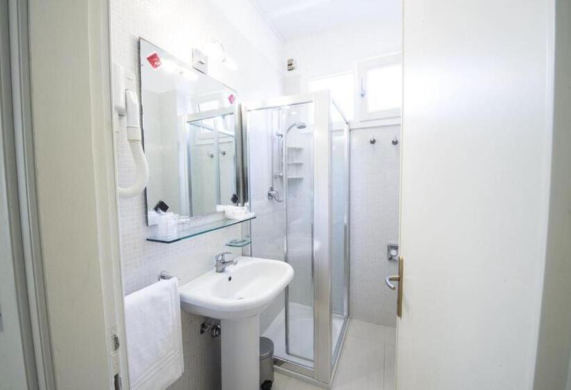 اتاق راحتی سه تخته, Park Hotel Maracaibo