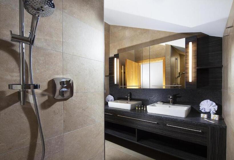 סוויטה נוף פנורמי, Metzgerwirt