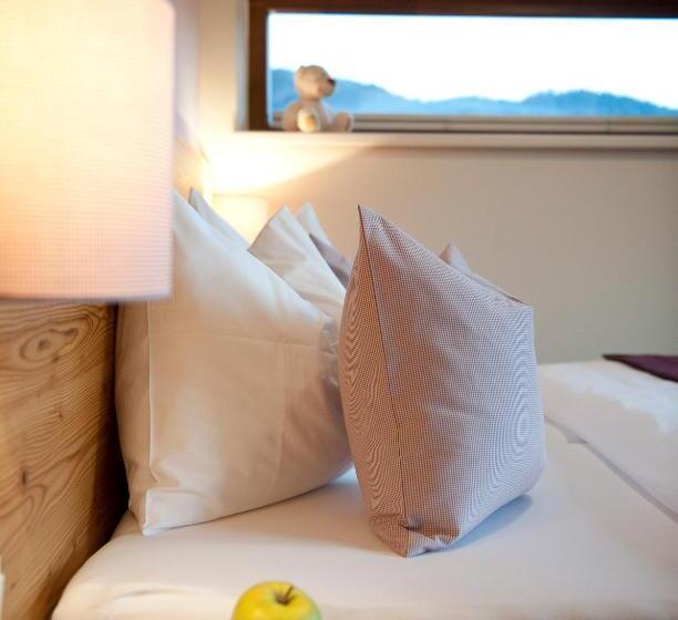 חדר קומפורט, Neubergerhof