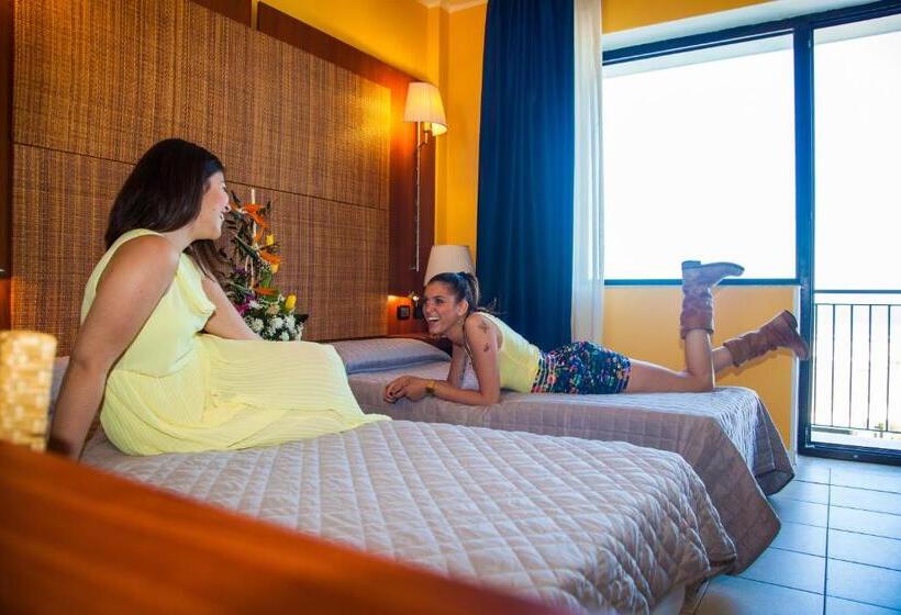 Triple Room Sea View, Park E Mobil Home