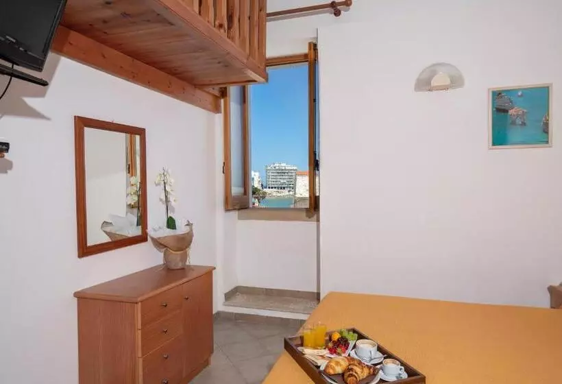 ファミリールーム, Punta San Francesco
