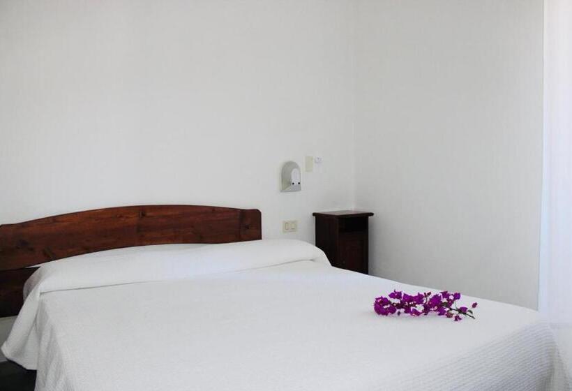 Номер Economy, Punta San Francesco