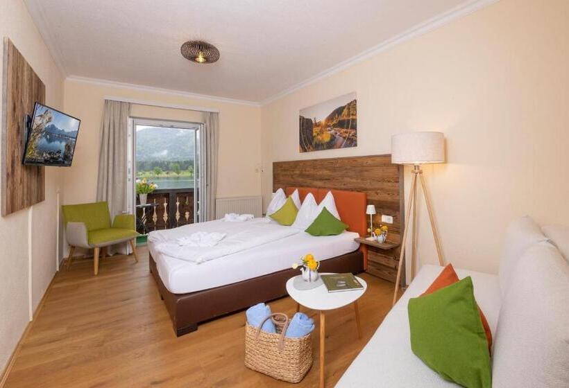 Comfort room with lake view, Seehang Garni