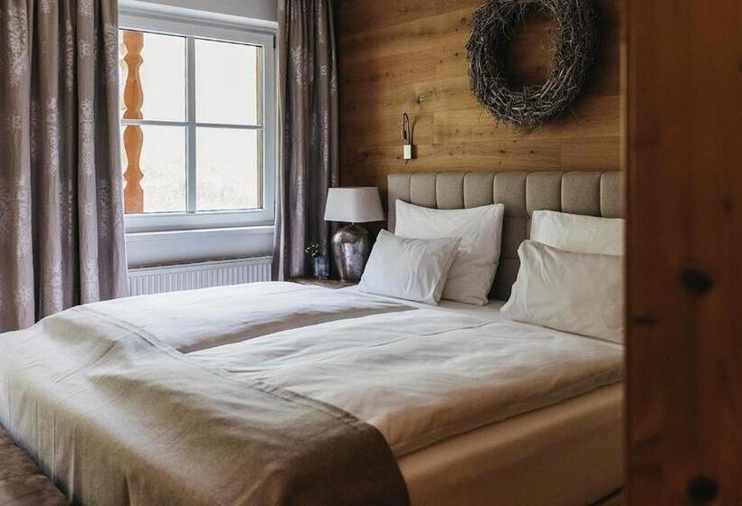 اتاق لوکس, Sonnhof Alpendorf   An Adults Only Place