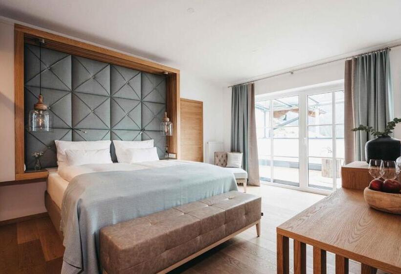 غرفة قياسية مطلّة علي الحديقة, Sonnhof Alpendorf   An Adults Only Place