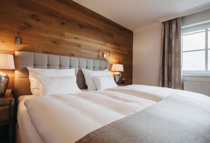 جناح مطلّ علي الحديقة, Sonnhof Alpendorf   An Adults Only Place