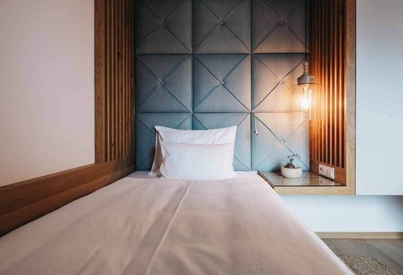اتاق استاندارد یک نفره, Sonnhof Alpendorf   An Adults Only Place