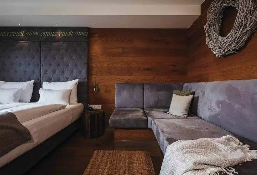 Deluxe Room Mountain View, Sonnhof Alpendorf An Adults Only Place