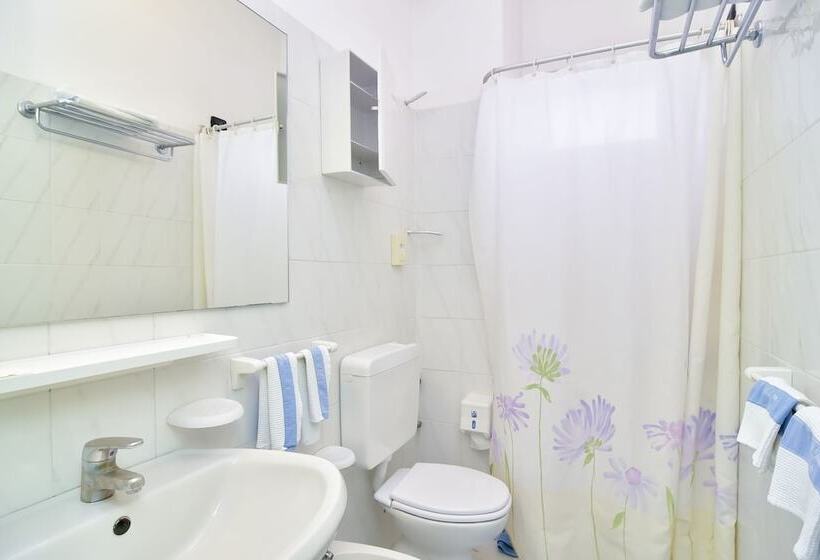 اتاق استاندارد سه نفره, Terme Oriente Beach & Spa