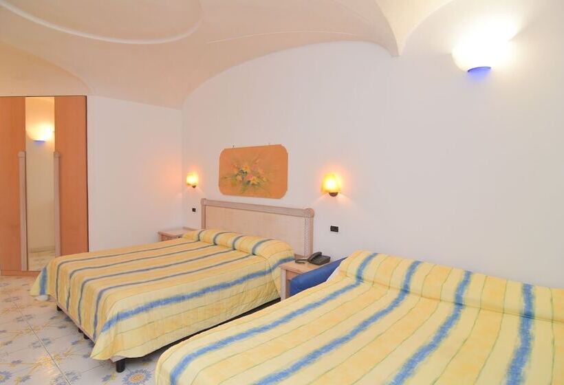 اتاق استاندارد چهار تخته, Terme Oriente Beach & Spa