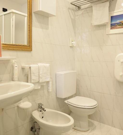 اتاق استاندارد, Terme Oriente Beach & Spa