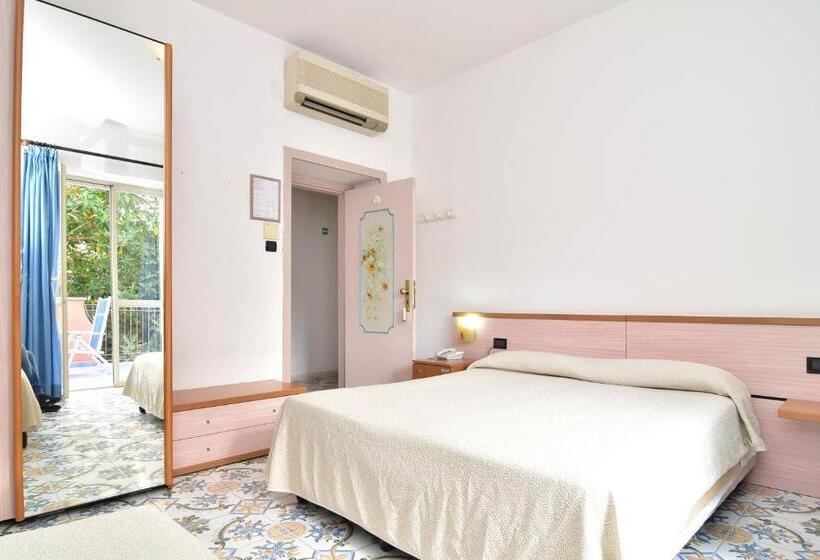 اتاق کلاسیک, Terme Oriente Beach & Spa