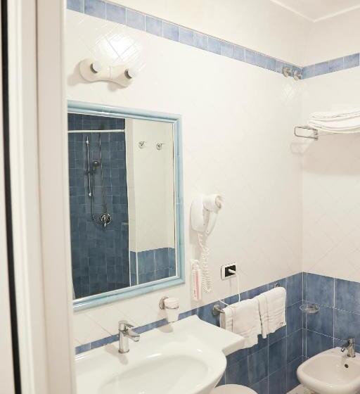 اتاق لوکس, Terme Oriente Beach & Spa