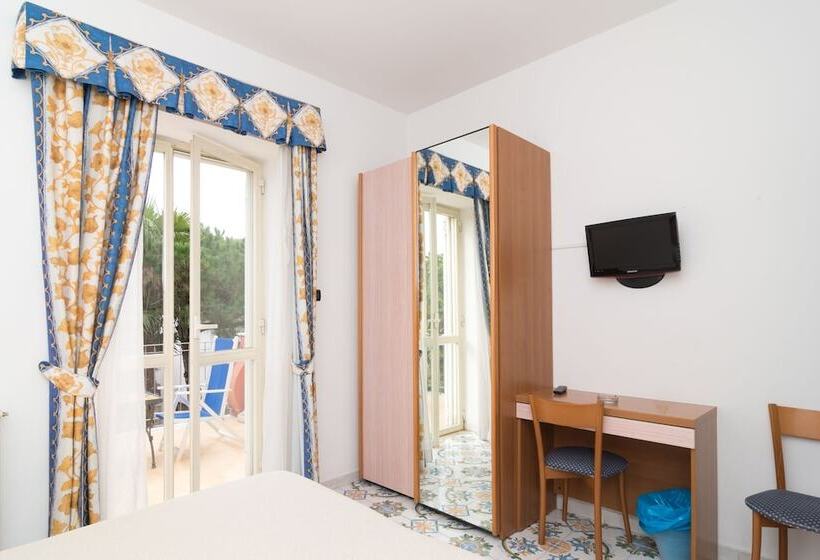 اتاق استاندارد سه نفره, Terme Oriente Beach & Spa