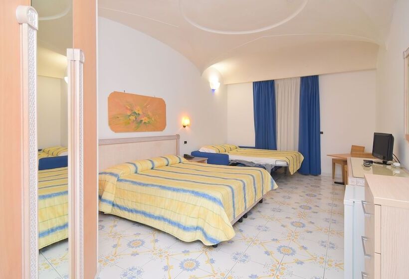 اتاق استاندارد چهار تخته, Terme Oriente Beach & Spa