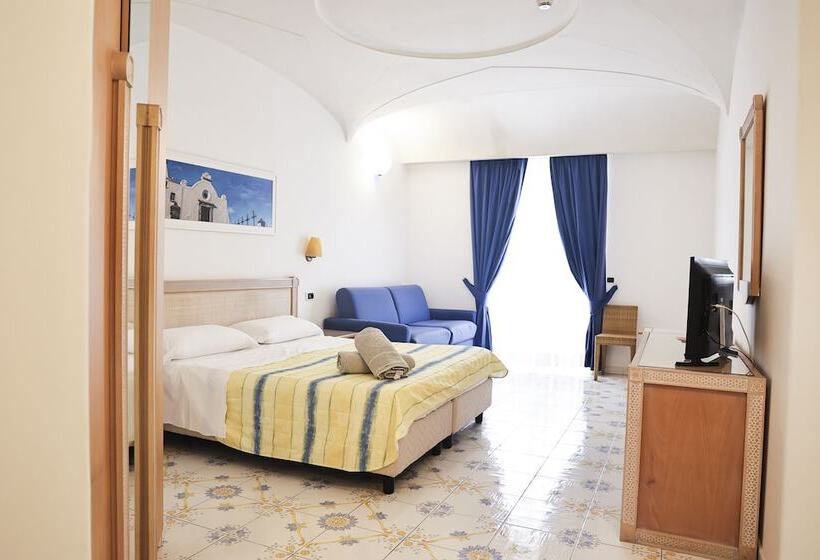 اتاق لوکس, Terme Oriente Beach & Spa