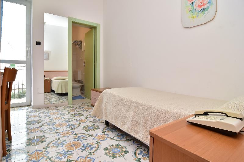 اتاق استاندارد یک نفره, Terme Oriente Beach & Spa
