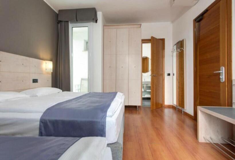 חדר סטנדרט לשלושה, Victoria Frontemare Beach & Spa Hotel Jesolo