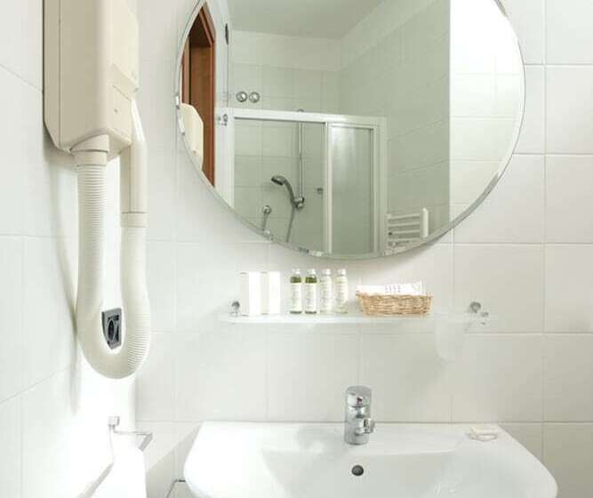 חדר סטנדרט לשלושה, Victoria Frontemare Beach & Spa Hotel Jesolo