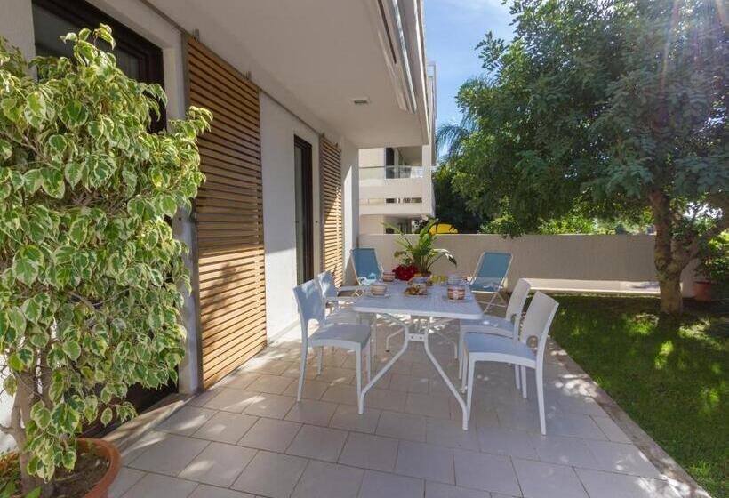 침실 2개 아파트, Kamena Residence