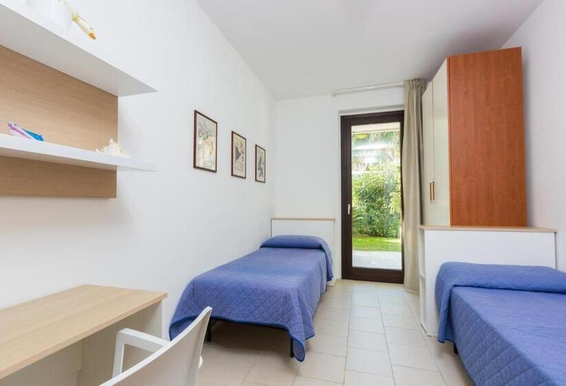 침실 2개 아파트, Kamena Residence