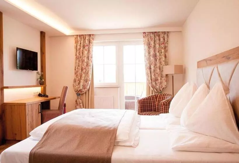 レイクビュースタンダードルーム, Landhotel Schützenhof