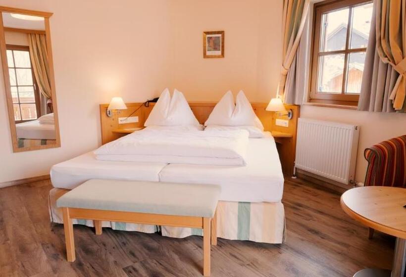 חדר סטנדרט עם מרפסת, Landhotel Schützenhof