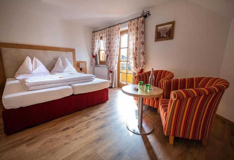 חדר סטנדרט עם מרפסת, Landhotel Schützenhof