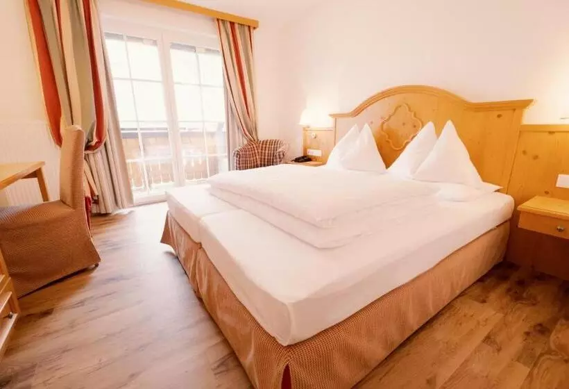 バルコニー付きスタンダードルーム, Landhotel Schützenhof