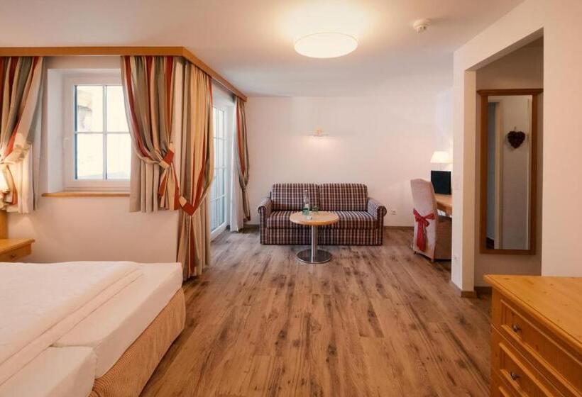 חדר סטנדרט עם מרפסת, Landhotel Schützenhof