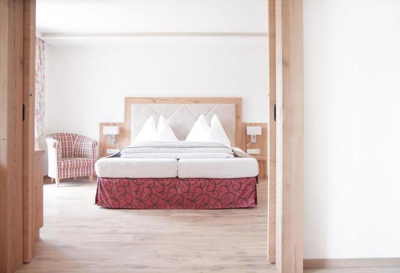 1 Bedroom Apartment Lake View, Landhotel Schützenhof