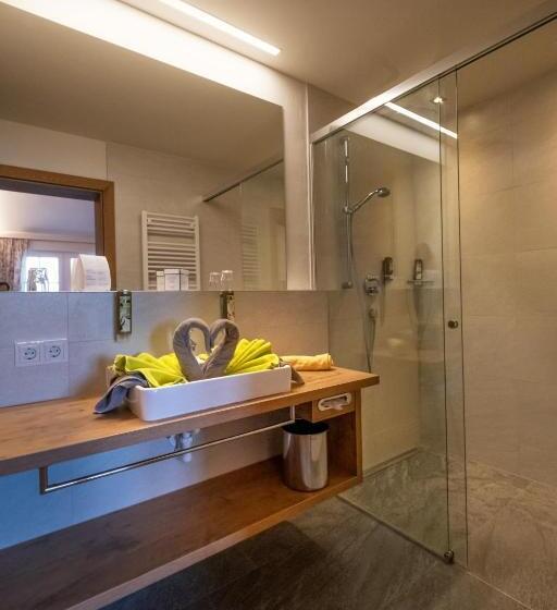 1 Bedroom Apartment Lake View, Landhotel Schützenhof