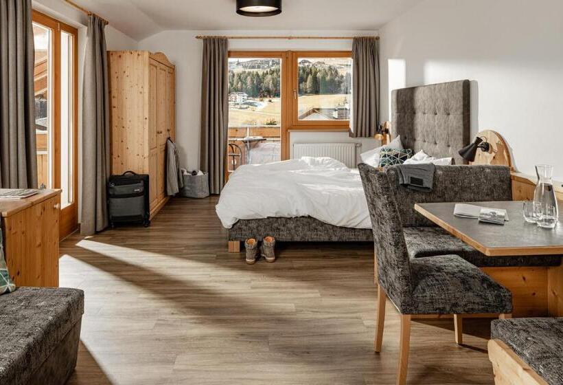 주니어 스위트, Panoramahotel Huberhof