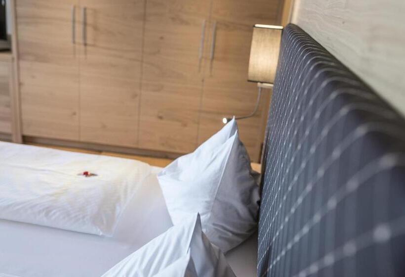 스위트, Panoramahotel Huberhof