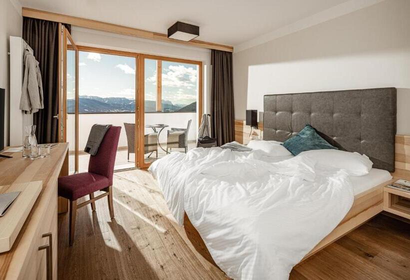 디럭스 룸, Panoramahotel Huberhof