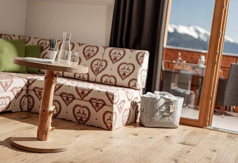 Полулюкс, Panoramahotel Huberhof