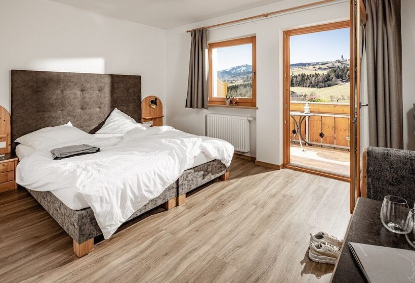 이코노미 룸, Panoramahotel Huberhof