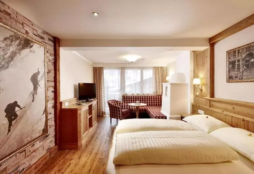 Comfort room with balcony, Smaragdhotel Tauernblick